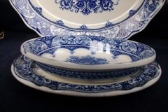 WEDGWOOD QUEEN CHARLOTTE- OVAL SERVING BOWL 7 3/4" ..... http://jaapiesfinechinastore.com