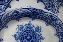 WEDGWOOD QUEEN CHARLOTTE- OVAL SERVING BOWL 7  3/4"    .....   http://jaapiesfinechinastore.com