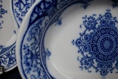 WEDGWOOD QUEEN CHARLOTTE- OVAL SERVING BOWL 7  3/4"    .....   http://jaapiesfinechinastore.com