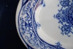 WEDGWOOD QUEEN CHARLOTTE- OVAL SERVING BOWL 7  3/4"    .....   http://jaapiesfinechinastore.com