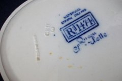 WEDGWOOD QUEEN CHARLOTTE- OVAL SERVING BOWL 7  3/4"    .....   http://jaapiesfinechinastore.com