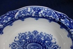 WEDGWOOD QUEEN CHARLOTTE- OVAL SERVING BOWL 8  3/4 "    .....   http://jaapiesfinechinastore.com