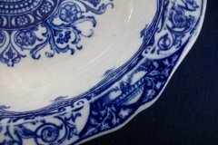 WEDGWOOD QUEEN CHARLOTTE- OVAL SERVING BOWL 8  3/4 "    .....   http://jaapiesfinechinastore.com