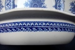 WEDGWOOD QUEEN CHARLOTTE- OVAL SERVING BOWL 8  3/4 "    .....   http://jaapiesfinechinastore.com