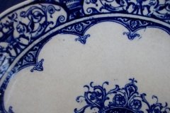 WEDGWOOD QUEEN CHARLOTTE- ROUND COMPOTE  DISH     .....   http://jaapiesfinechinastore.com
