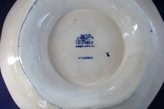 WEDGWOOD QUEEN CHARLOTTE- ROUND COMPOTE  DISH     .....   http://jaapiesfinechinastore.com