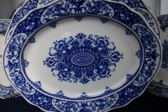 WEDGWOOD QUEEN CHARLOTTE- SERVING PLATTER 14 1/8"   .....   http://jaapiesfinechinastore.com