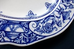 WEDGWOOD QUEEN CHARLOTTE- SERVING PLATTER 17 1/4"    .....   http://jaapiesfinechinastore.com
