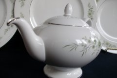 WEDGWOOD WESTBURY- TEA POT  .....   ttps://jaapiesfinechinastore.com