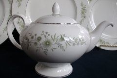 WEDGWOOD WESTBURY- TEA POT  .....   ttps://jaapiesfinechinastore.com