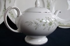 WEDGWOOD WESTBURY- TEA POT  .....   ttps://jaapiesfinechinastore.com