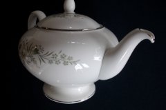 WEDGWOOD WESTBURY- TEA POT  .....   ttps://jaapiesfinechinastore.com