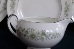 WEDGWOOD WESTBURY- CREAMER  .....   ttps://jaapiesfinechinastore.com