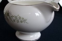 WEDGWOOD WESTBURY- CREAMER  .....   ttps://jaapiesfinechinastore.com