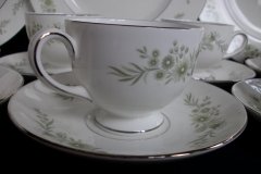 WEDGWOOD WESTBURY-  CUP & SAUCERS  .....   ttps://jaapiesfinechinastore.com