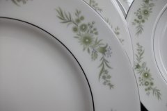 WEDGWOOD WESTBURY-  SALAD PLATE  .....   ttps://jaapiesfinechinastore.com