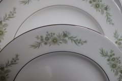 WEDGWOOD WESTBURY-  SALAD PLATE  .....   ttps://jaapiesfinechinastore.com