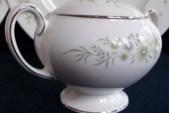 WEDGWOOD WESTBURY- COVERED SUGAR BOWL  .....   ttps://jaapiesfinechinastore.com