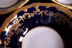 WEIMAR KATHARINA 20003 COBALT & GILT- BERRY BOWL   .....   http://jaapiesfinechinastore.com