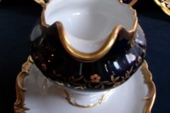 WEIMAR KATHARINA 20003 COBALT & GILT- GRAVY BOAT with ATTACHED UNDERPLATE    .....   http://jaapiesfinechinastore.com