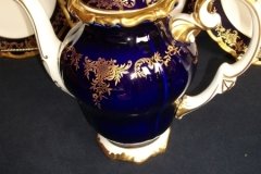 WEIMAR KATHARINA 20003 COBALT & GILT- COFFEE POT & LID  .....   http://jaapiesfinechinastore.com