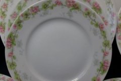 WM GUERIN WILD ROSES GARLAND-BREAD & BUTTER PLATE 6 1/4" ..... http://jaapiesfinechinastore.com