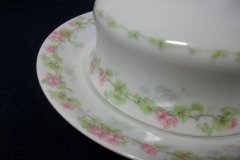 WM GUERIN WILD ROSES GARLAND- GRAVY BOAT WITH UNDERPLATE   ..... http://jaapiesfinechinastore.com