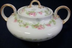 WM GUERIN WILD ROSES GARLAND- COVERED SUGAR BOWL   ..... http://jaapiesfinechinastore.com