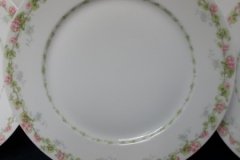 WM GUERIN WILD ROSES GARLAND- DINNER PLATE  9 7/8" ..... http://jaapiesfinechinastore.com