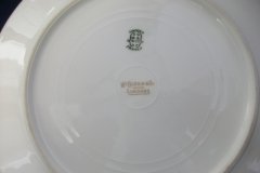 WM GUERIN WILD ROSES GARLAND- DINNER PLATE  9 7/8" ..... http://jaapiesfinechinastore.com