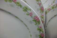 WM GUERIN WILD ROSES GARLAND-  SERVING PLATTER 13 1/2"  ..... http://jaapiesfinechinastore.com