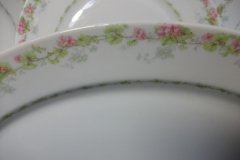 WM GUERIN WILD ROSES GARLAND-  SERVING PLATTER 15 7/8"  ..... http://jaapiesfinechinastore.com