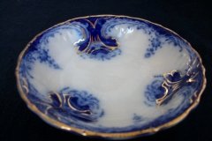 WOOD & SON  CLARENCE (FLOW BLUE)-   BERRY BOWL  ..... https://www.jaapiesFineChinaStore.come.com