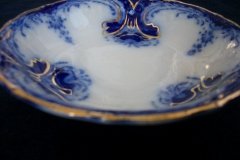 WOOD & SON  CLARENCE (FLOW BLUE)-   BERRY BOWL  ..... https://www.jaapiesFineChinaStore.come.com