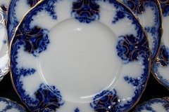 WOOD & SON  CLARENCE (FLOW BLUE)-  DESSERT/PIE PLATE  .....  https://www.jaapiesFineChinaStore.com