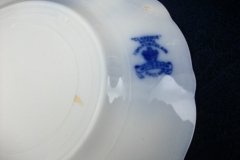 WOOD & SON  CLARENCE (FLOW BLUE)-  DESSERT/PIE PLATE  .....  https://www.jaapiesFineChinaStore.com