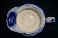 WOOD & SON  CLARENCE (FLOW BLUE)-   CREAMER  8oz  .....  https://www.jaapiesFineChinaStore.come.com