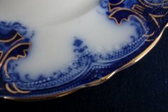 WOOD & SON  CLARENCE (FLOW BLUE)-  DINNER PLATE  .....  https://www.jaapiesFineChinaStore.com
