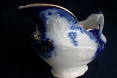 WOOD & SON  CLARENCE (FLOW BLUE)-  GRAVY BOAT- NO UNDERPLATE  .....  https://www.jaapiesFineChinaStore.come.com