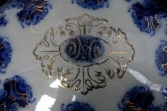 WOOD & SON  CLARENCE (FLOW BLUE)-  OVAL COVERED SERVING BOWL  .....  https://www.jaapiesFineChinaStore.com