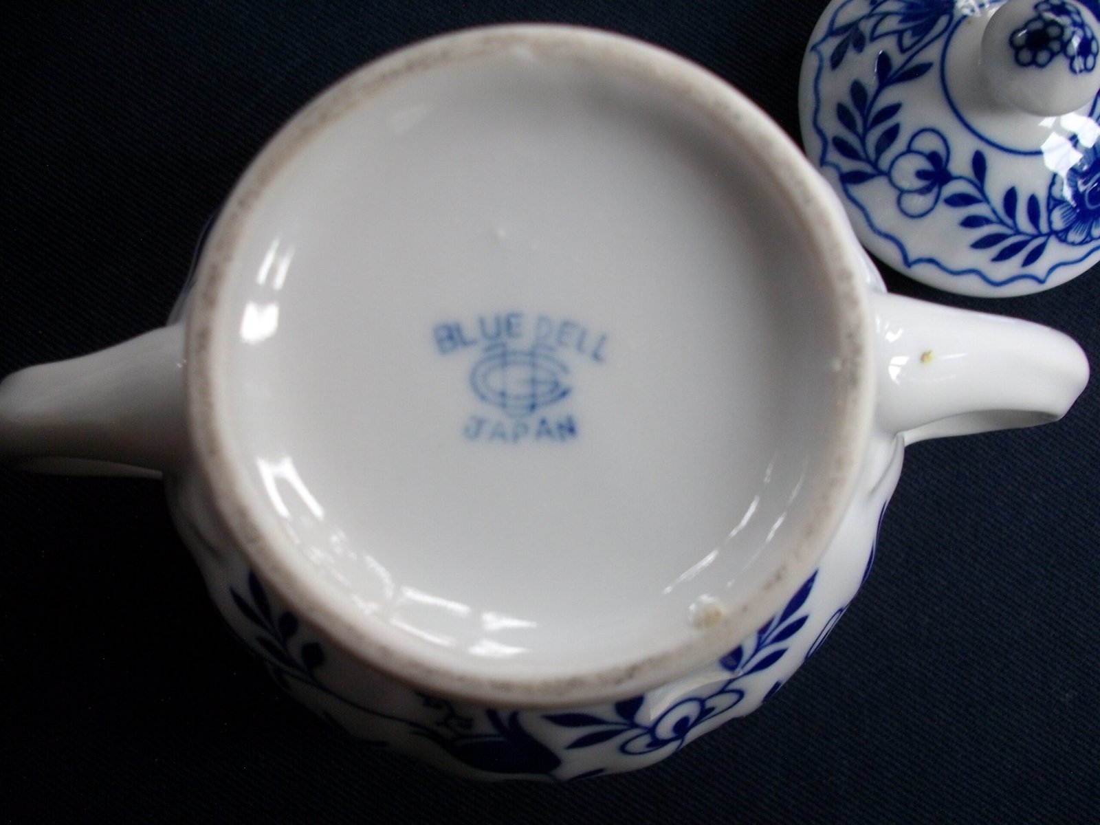 UCAGCO JAPAN BLUE DELL (c.1947+) COVERED SUGAR BOWL- BLUE AND WHITE- EXCELLENT! - Image 3