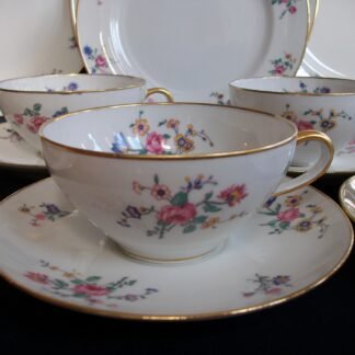 AHRENFELDT FLORAL SPRAY- CUP & SAUCER