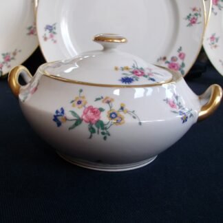 AHRENFELDT FLORAL SPRAY- SUGAR BOWL
