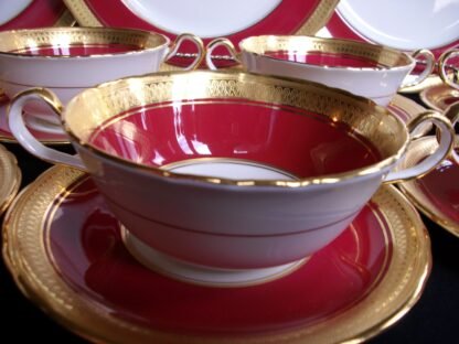 AYNSLEY BUCKINGHAM MAROON SOUP CUP & SAUCER