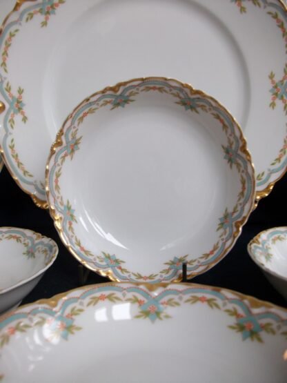 HAVILAND #24241 BERRY BOWL