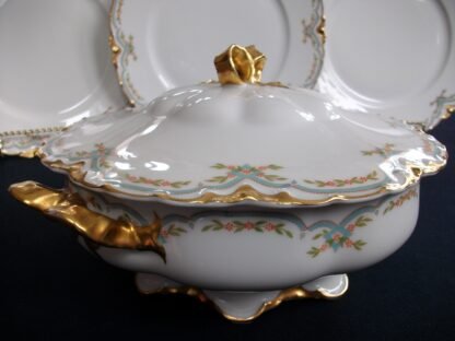 HAVILAND #24241 VEGETABLE TUREEN