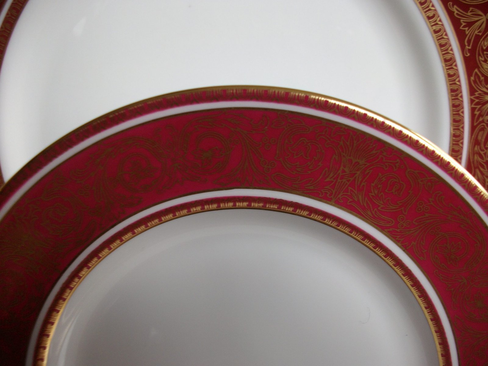 ROYAL DOULTON BUCKINGHAM BREAD AND BUTTER PLATE