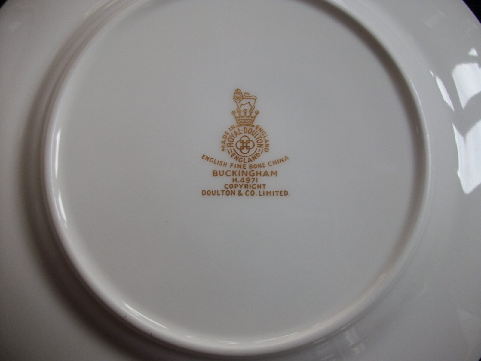 ROYAL DOULTON BUCKINGHAM BREAD AND BUTTER PLATE