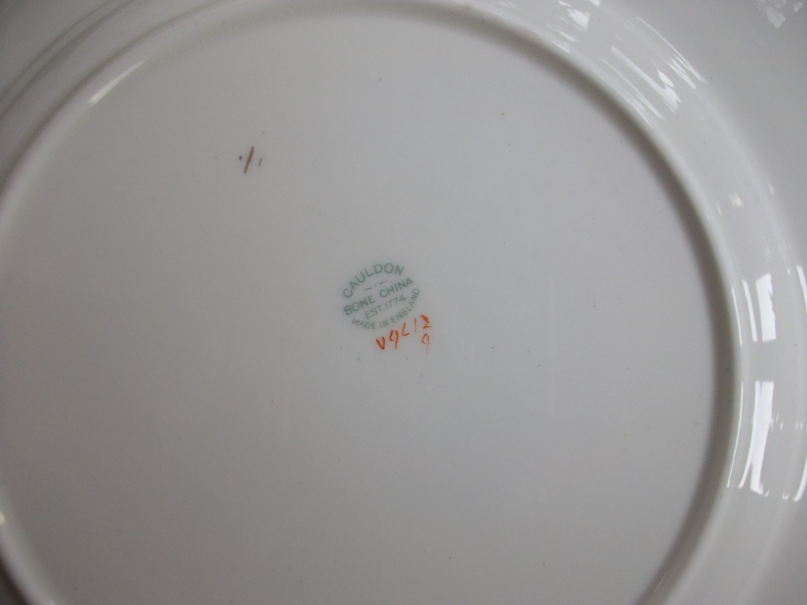 ROYAL CAULDON DINNER PLATE