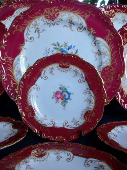 COALPORT SANDRINGHAM MAROON BREAD and BUTTER PLATE